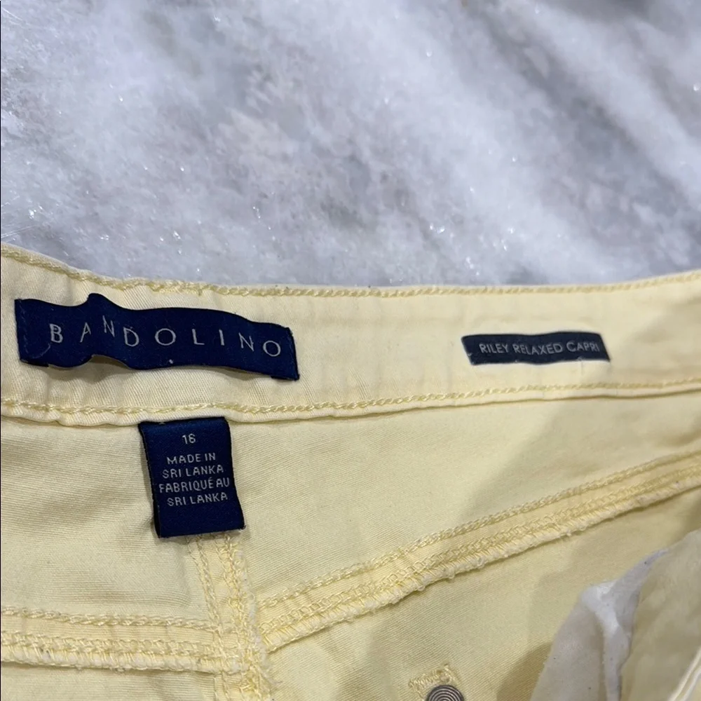 Bandolino Riley Relaxed Capris Yellow Cropped Pants 16 - Picture 2 of 6